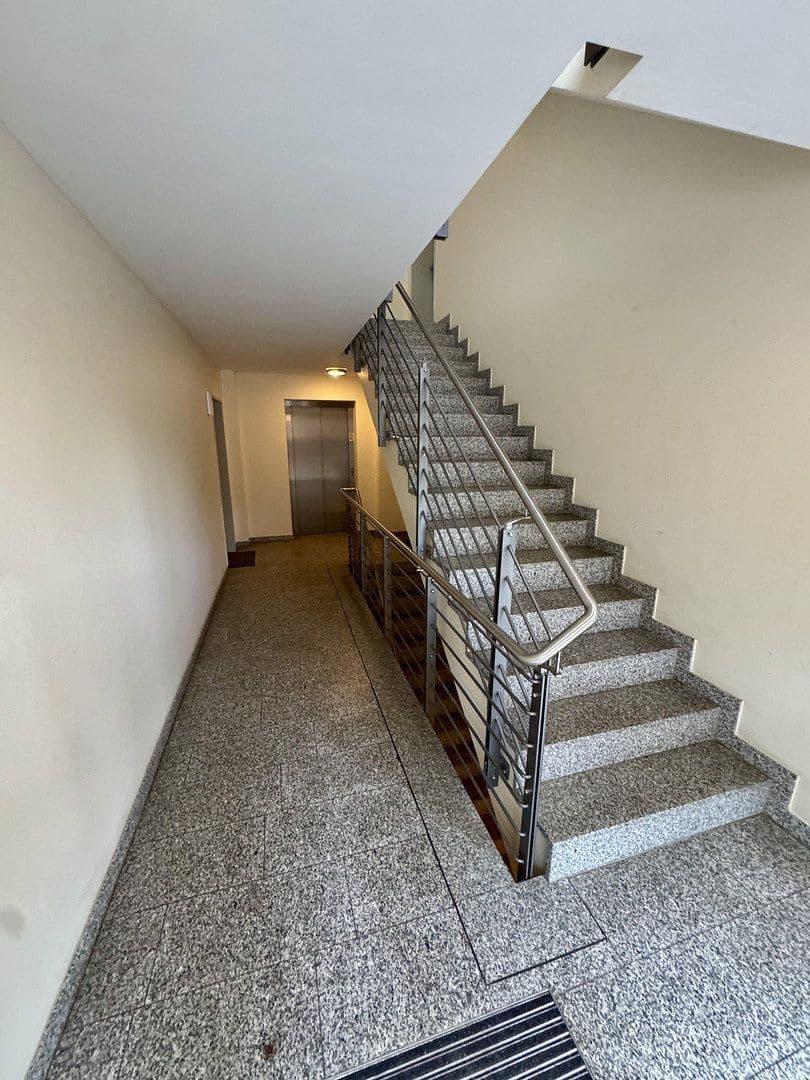 Prenájom bytu 2-izbový 65 m², Rütscher Straße 209, Aachen, Severné Porýnie - Westfálsko Prenájom bytu 2-izbový 65 m², Rütscher Straße 209, Aachen, Severné Porýnie - Westfálsko