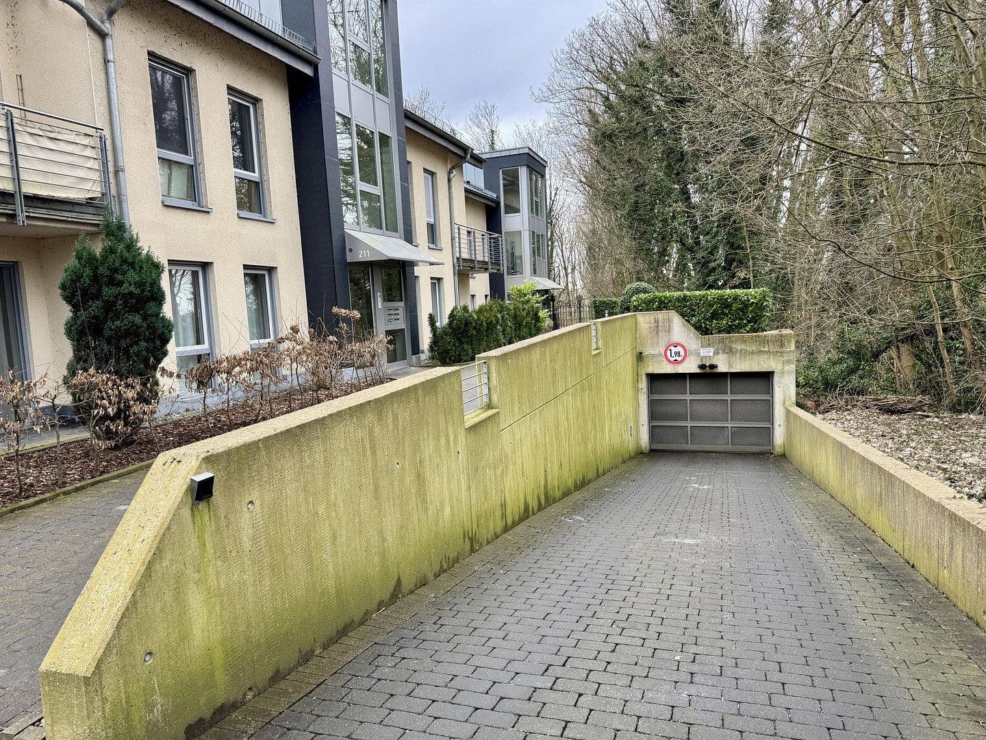Prenájom bytu 2-izbový 65 m², Rütscher Straße 209, Aachen, Severné Porýnie - Westfálsko Prenájom bytu 2-izbový 65 m², Rütscher Straße 209, Aachen, Severné Porýnie - Westfálsko