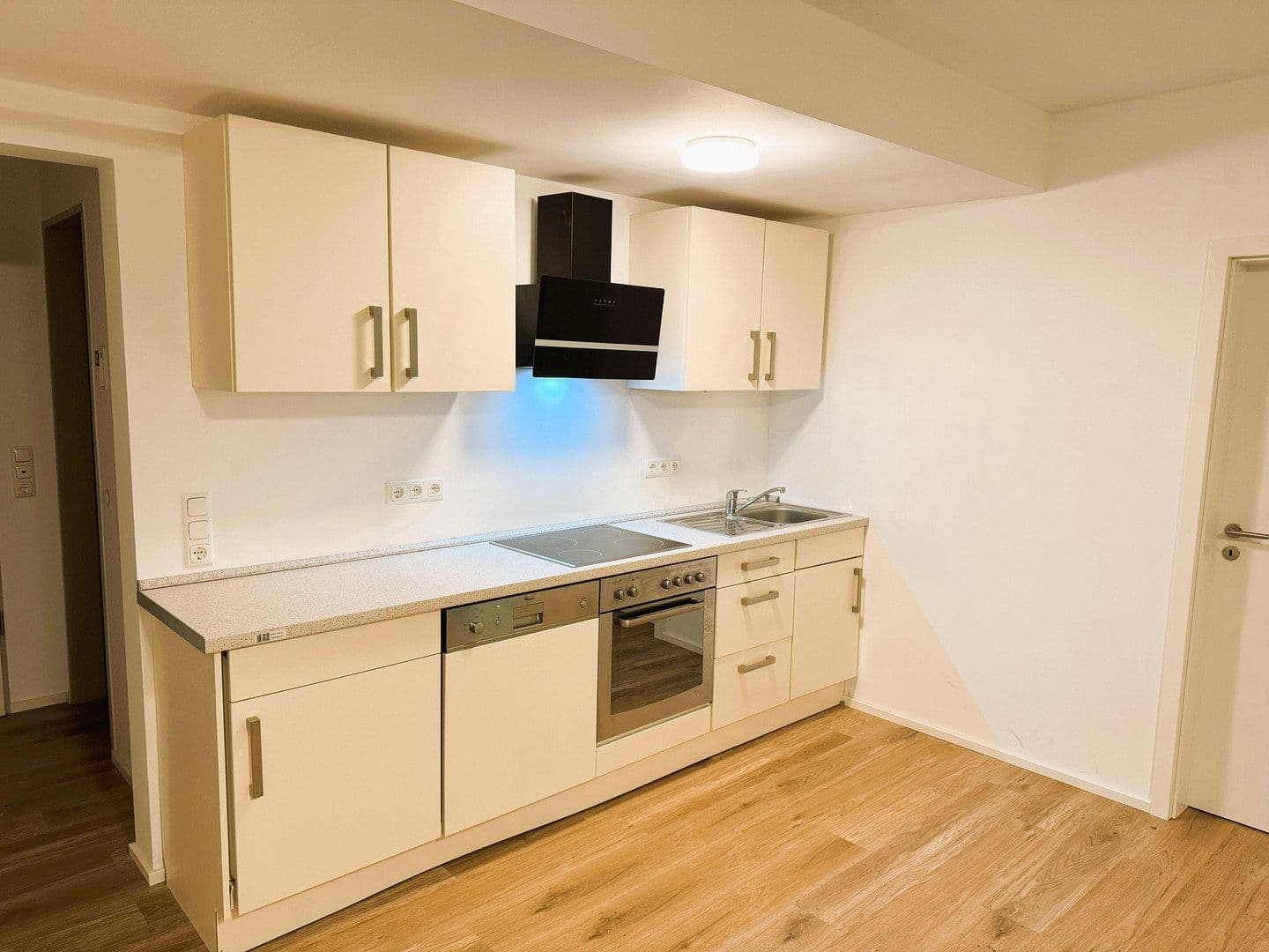 Prenájom bytu 2-izbový 65 m², Rütscher Straße 209, Aachen, Severné Porýnie - Westfálsko Prenájom bytu 2-izbový 65 m², Rütscher Straße 209, Aachen, Severné Porýnie - Westfálsko