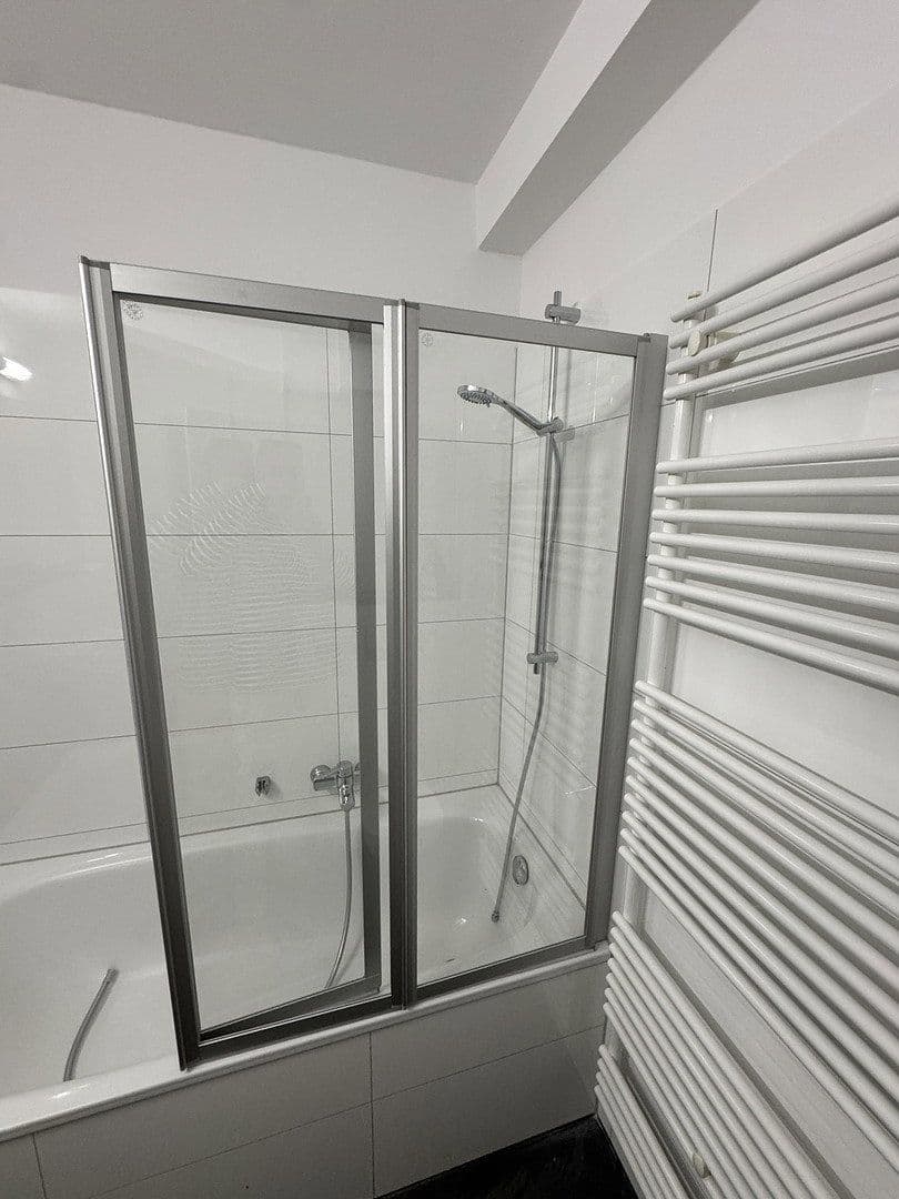 Prenájom bytu 2-izbový 65 m², Rütscher Straße 209, Aachen, Severné Porýnie - Westfálsko Prenájom bytu 2-izbový 65 m², Rütscher Straße 209, Aachen, Severné Porýnie - Westfálsko