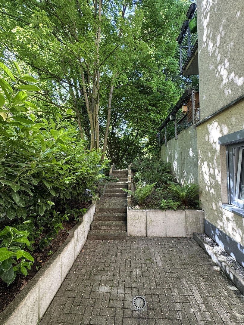 Prenájom bytu 2-izbový 65 m², Rütscher Straße 209, Aachen, Severné Porýnie - Westfálsko Prenájom bytu 2-izbový 65 m², Rütscher Straße 209, Aachen, Severné Porýnie - Westfálsko