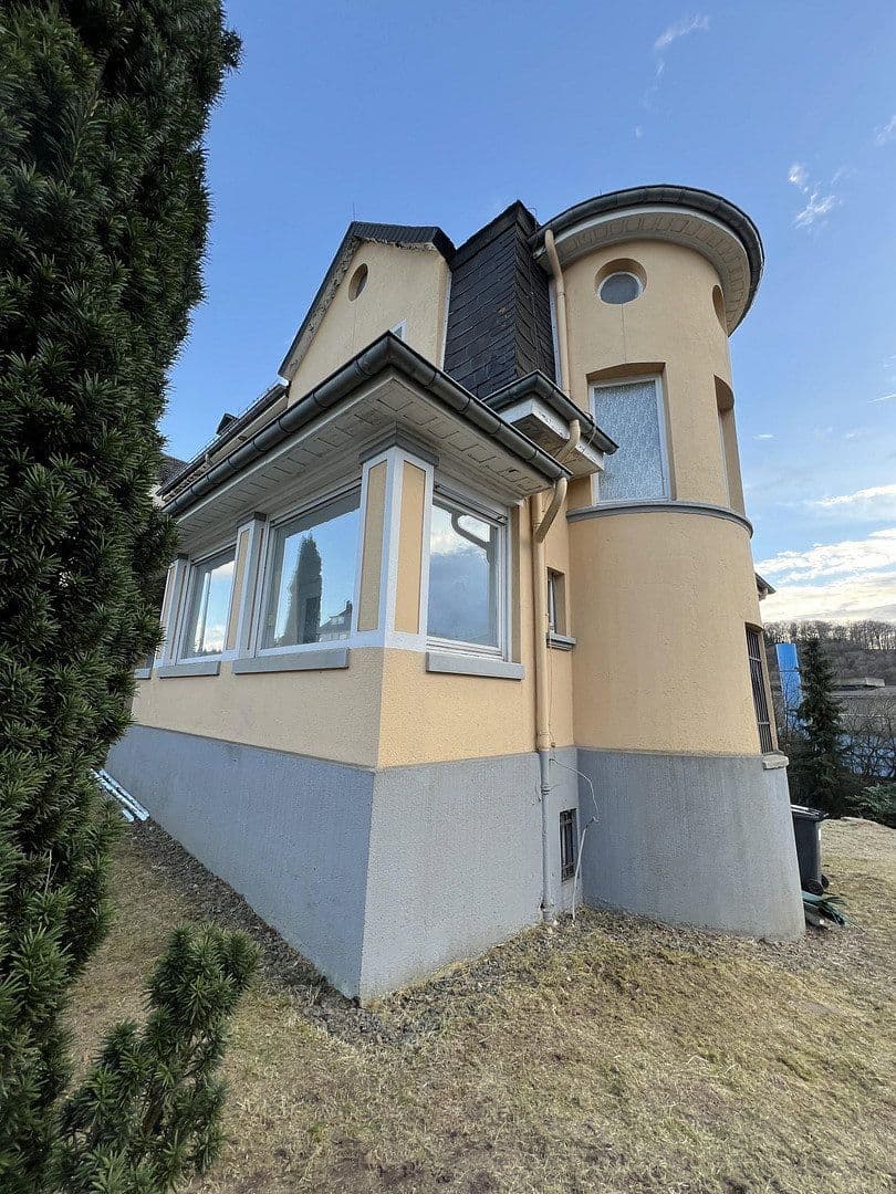 Prenájom domu 195 m², pozemok 535 m², Feusdorfer Straße 4, Jünkerath, Porýnie-Falcko Prenájom domu 195 m², pozemok 535 m², Feusdorfer Straße 4, Jünkerath, Porýnie-Falcko