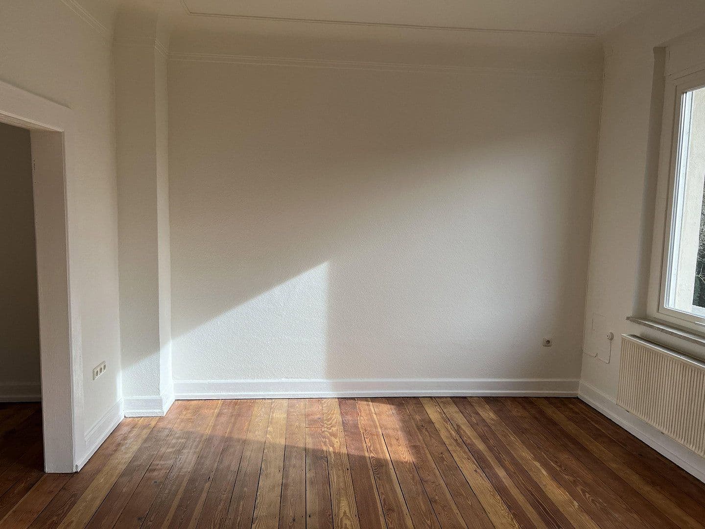 Prenájom domu 195 m², pozemok 535 m², Feusdorfer Straße 4, Jünkerath, Porýnie-Falcko Prenájom domu 195 m², pozemok 535 m², Feusdorfer Straße 4, Jünkerath, Porýnie-Falcko