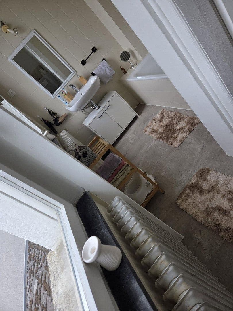 Prenájom domu 195 m², pozemok 535 m², Feusdorfer Straße 4, Jünkerath, Porýnie-Falcko Prenájom domu 195 m², pozemok 535 m², Feusdorfer Straße 4, Jünkerath, Porýnie-Falcko