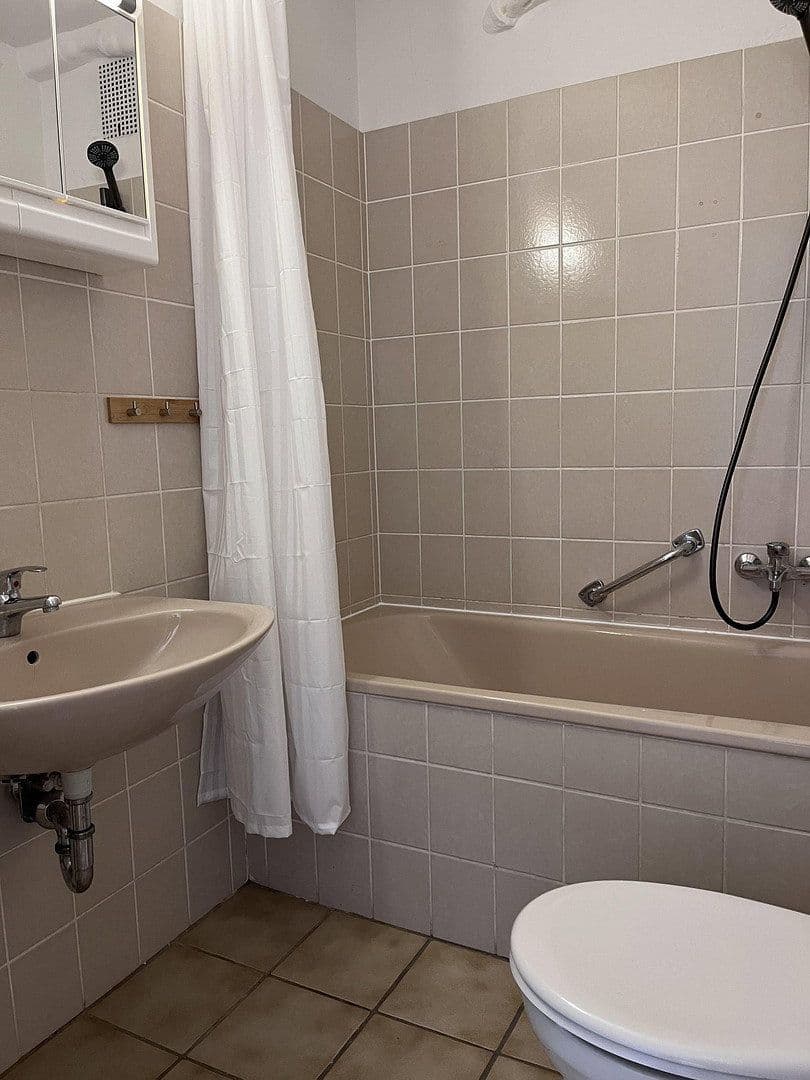 Prenájom bytu 2-izbový 39 m², Goschenstr.76, Hildesheim, Dolné Sasko Prenájom bytu 2-izbový 39 m², Goschenstr.76, Hildesheim, Dolné Sasko