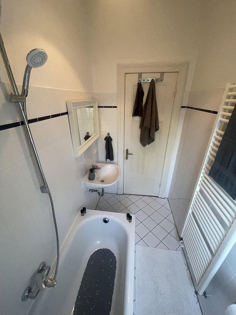Prenájom bytu 3-izbový 86 m², Hamburg, Hamburg Prenájom bytu 3-izbový 86 m², Hamburg, Hamburg