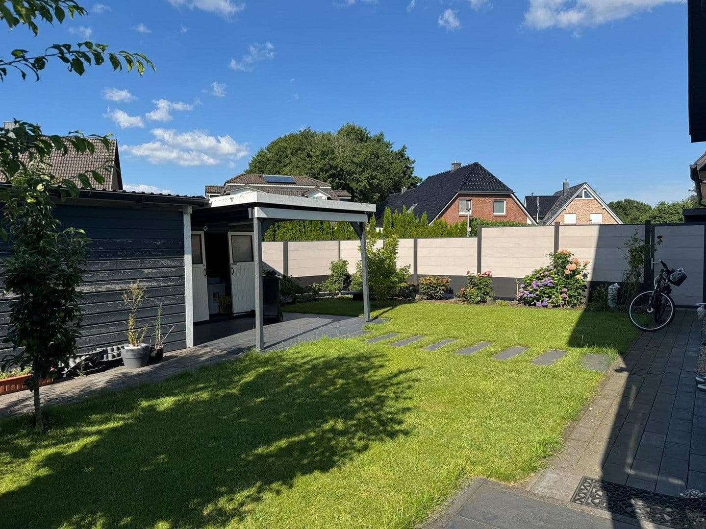 Predaj domu 133 m², pozemok 342 m², Elmshorn, Šlezvicko-Holštajnsko Predaj domu 133 m², pozemok 342 m², Elmshorn, Šlezvicko-Holštajnsko