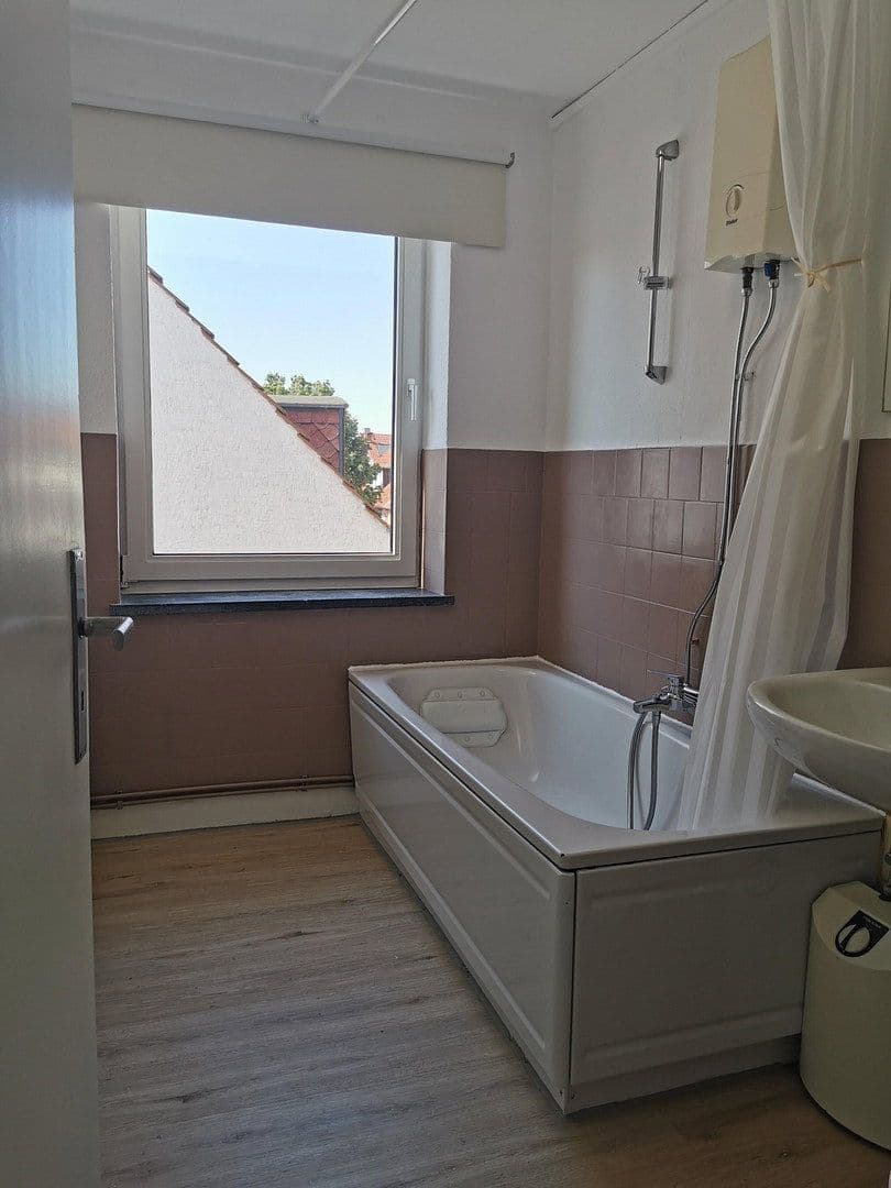 Prenájom bytu 2-izbový 53 m², Goschenstr.76, Hildesheim, Dolné Sasko Prenájom bytu 2-izbový 53 m², Goschenstr.76, Hildesheim, Dolné Sasko