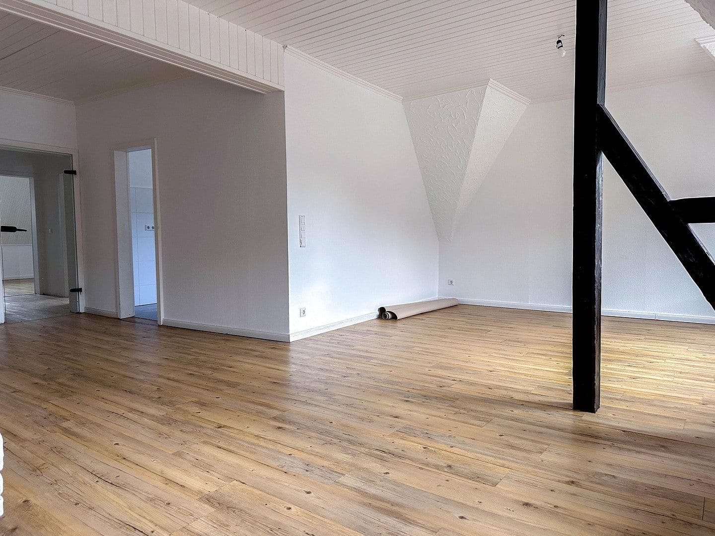 Prenájom bytu 3-izbový 114 m², Freiheitstr. 18, Hagen Hohenlimburg, Severné Porýnie - Westfálsko Prenájom bytu 3-izbový 114 m², Freiheitstr. 18, Hagen Hohenlimburg, Severné Porýnie - Westfálsko