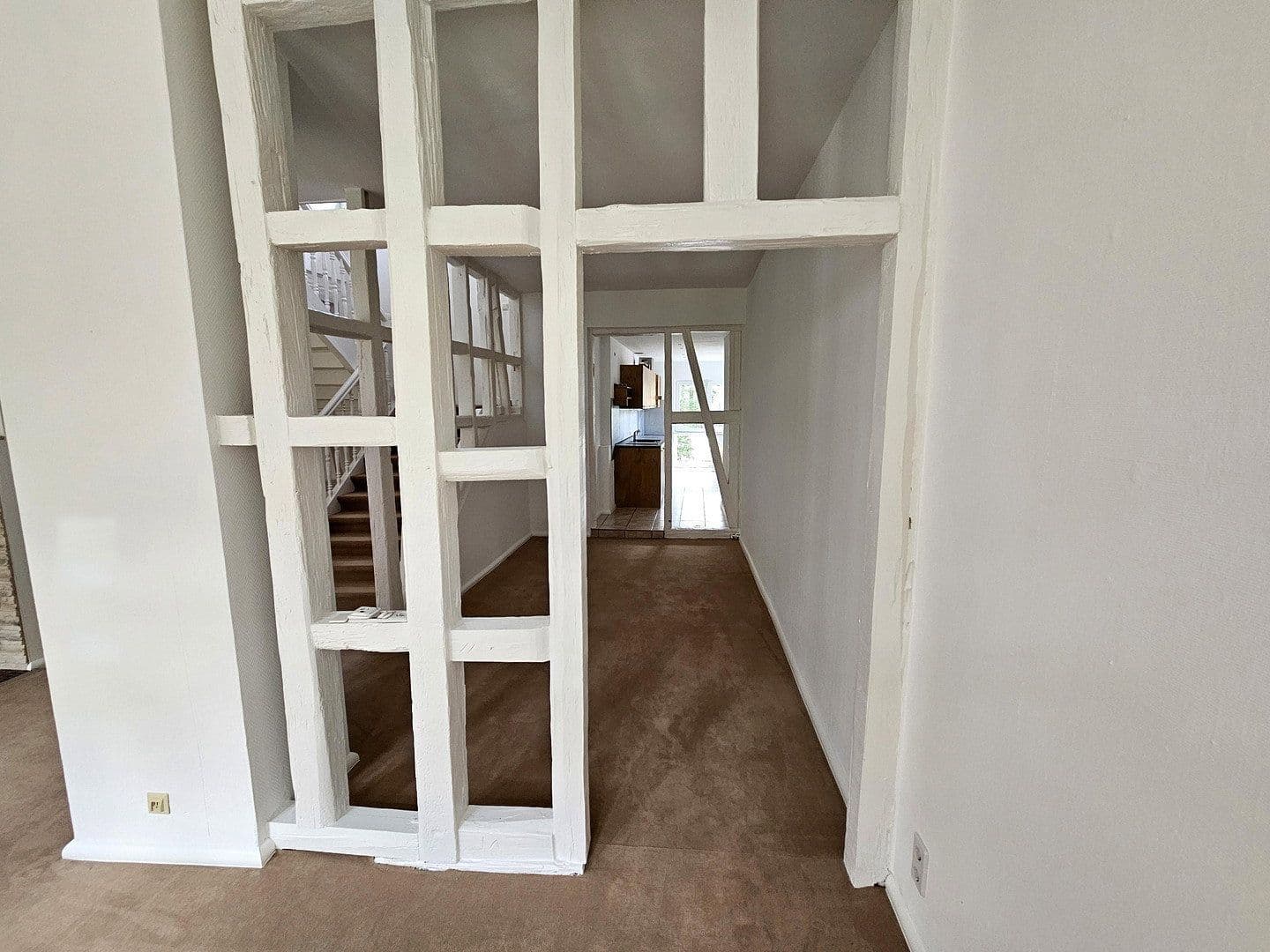 Prenájom bytu 4-izbový 145 m², Schlangenbad, Hesensko Prenájom bytu 4-izbový 145 m², Schlangenbad, Hesensko