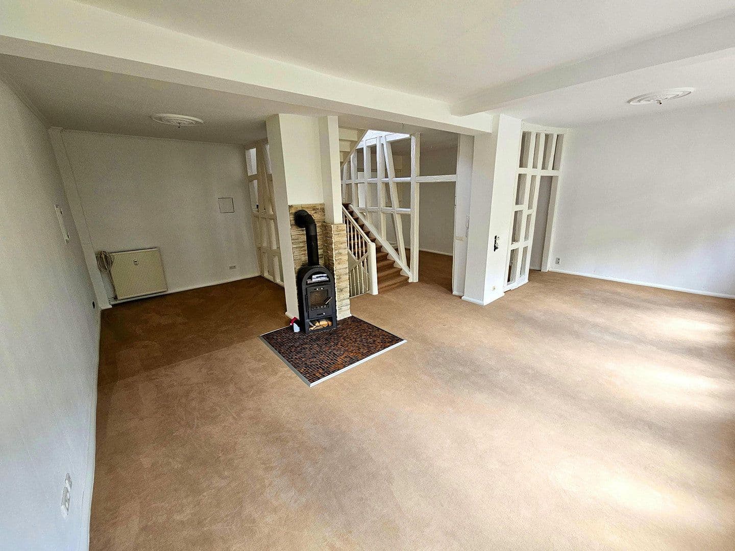 Prenájom bytu 4-izbový 145 m², Schlangenbad, Hesensko Prenájom bytu 4-izbový 145 m², Schlangenbad, Hesensko