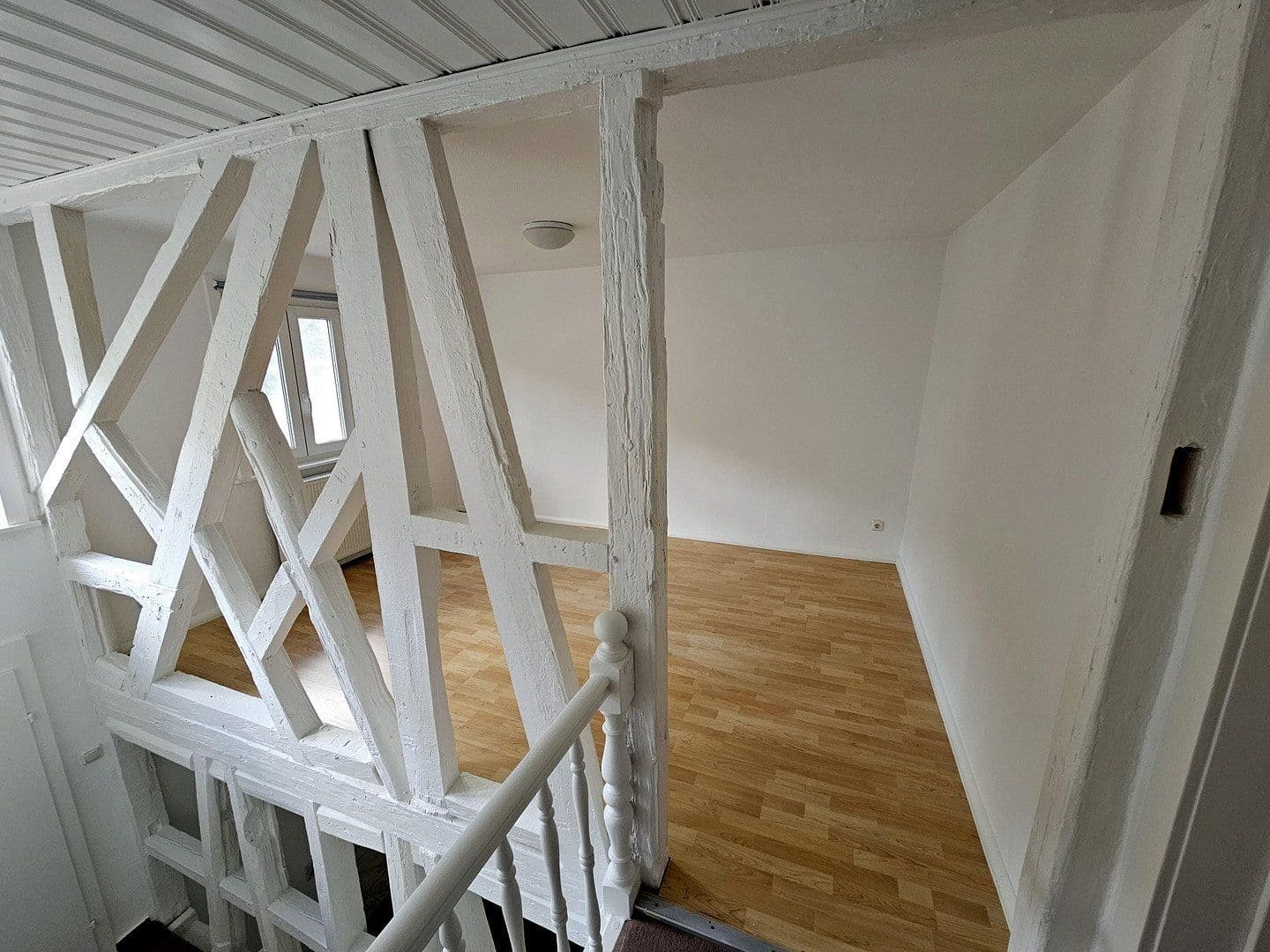 Prenájom bytu 4-izbový 145 m², Schlangenbad, Hesensko Prenájom bytu 4-izbový 145 m², Schlangenbad, Hesensko
