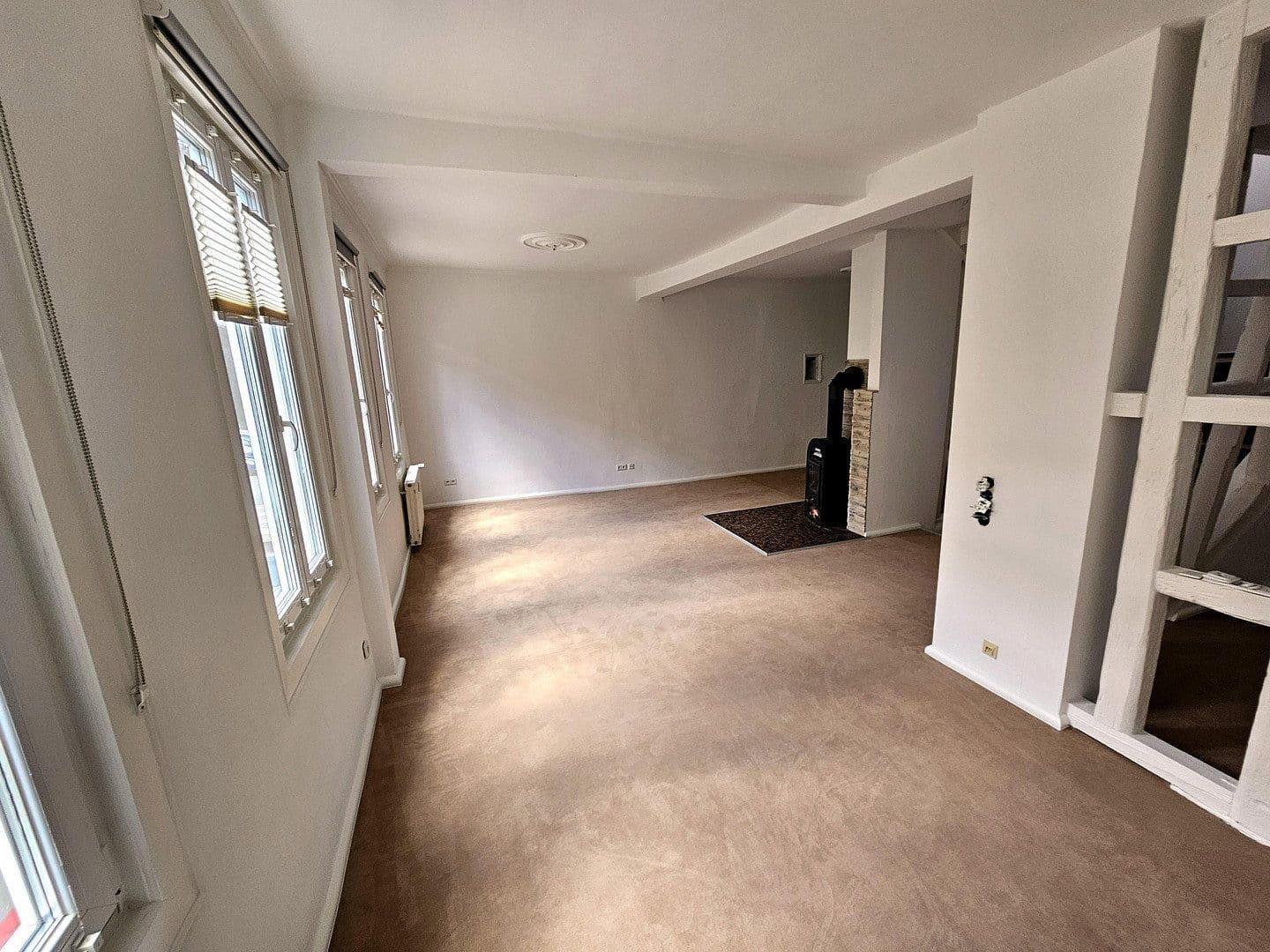 Prenájom bytu 4-izbový 145 m², Schlangenbad, Hesensko Prenájom bytu 4-izbový 145 m², Schlangenbad, Hesensko