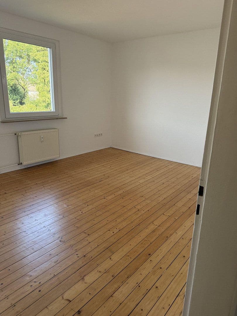 Prenájom bytu 2-izbový 60 m², Akazienstraße 7, Hattingen, Severné Porýnie - Westfálsko Prenájom bytu 2-izbový 60 m², Akazienstraße 7, Hattingen, Severné Porýnie - Westfálsko