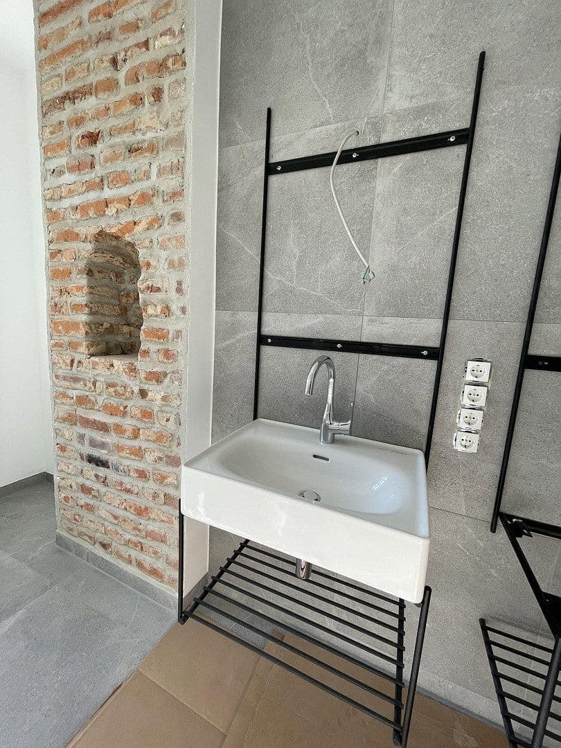 Prenájom bytu 4-izbový 130 m², Oberasbach, Bavorsko Prenájom bytu 4-izbový 130 m², Oberasbach, Bavorsko