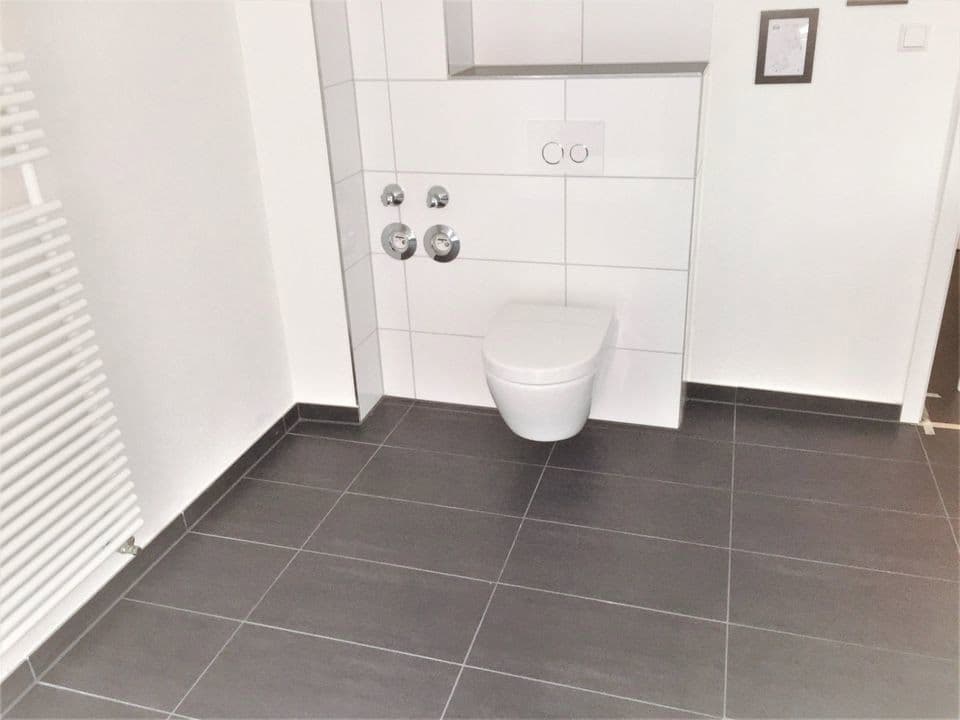 Prenájom bytu 4-izbový 131 m², Lauingen (Donau), Bavorsko Prenájom bytu 4-izbový 131 m², Lauingen (Donau), Bavorsko