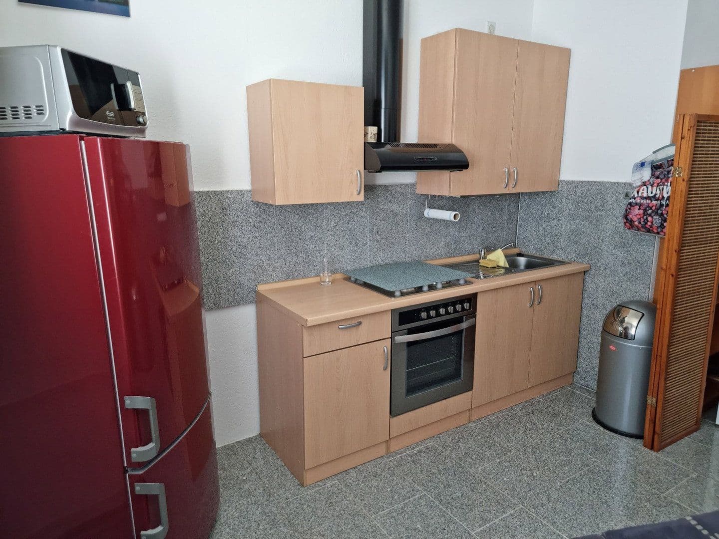 Prenájom bytu 2-izbový 41 m², Lippestraße 9, Duisburg, Severné Porýnie - Westfálsko Prenájom bytu 2-izbový 41 m², Lippestraße 9, Duisburg, Severné Porýnie - Westfálsko