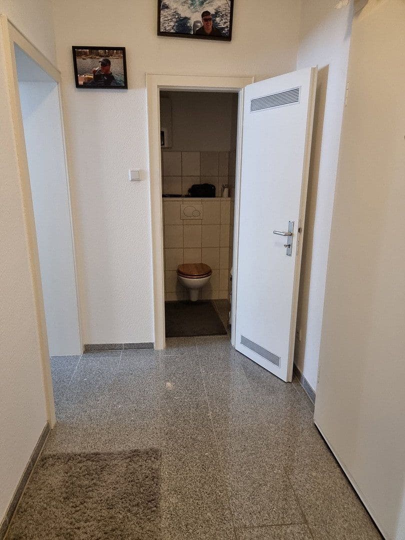 Prenájom bytu 2-izbový 41 m², Lippestraße 9, Duisburg, Severné Porýnie - Westfálsko Prenájom bytu 2-izbový 41 m², Lippestraße 9, Duisburg, Severné Porýnie - Westfálsko