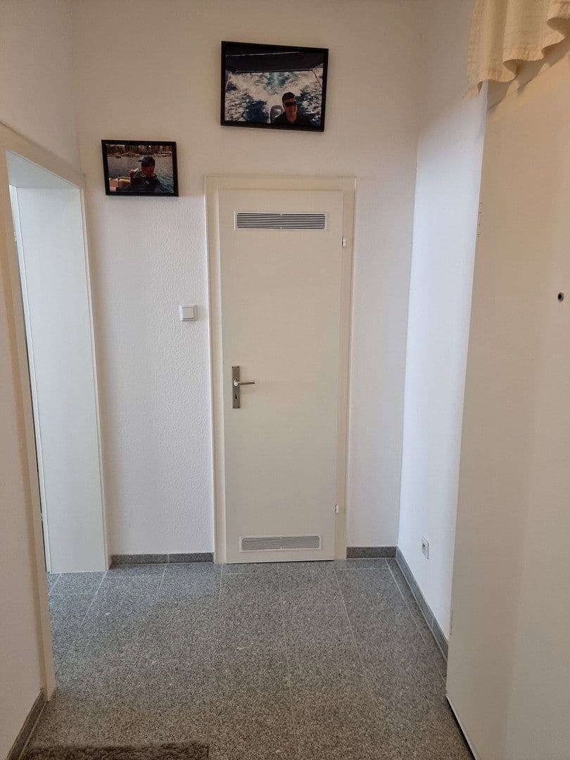 Prenájom bytu 2-izbový 41 m², Lippestraße 9, Duisburg, Severné Porýnie - Westfálsko Prenájom bytu 2-izbový 41 m², Lippestraße 9, Duisburg, Severné Porýnie - Westfálsko