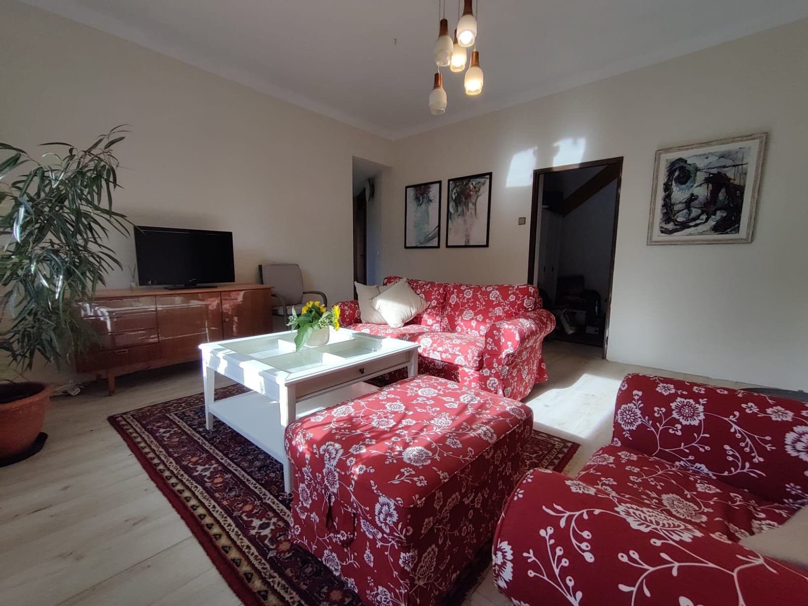 Prenájom bytu 100 m², V Zátiší, Český Krumlov, Jihočeský kraj Prenájom bytu 100 m², V Zátiší, Český Krumlov, Jihočeský kraj