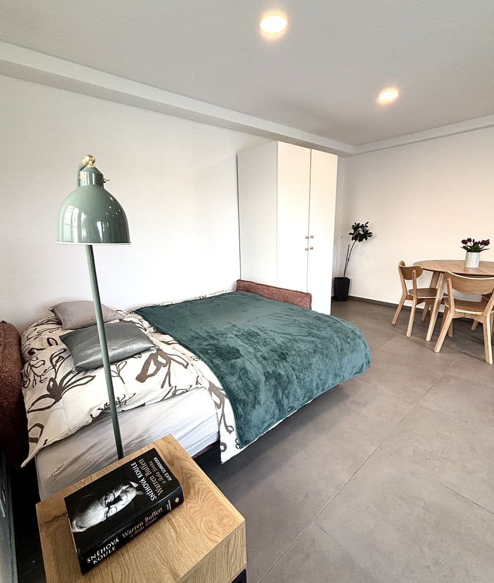 Prenájom bytu 40 m², Mezihorská, Praha, Praha Prenájom bytu 40 m², Mezihorská, Praha, Praha