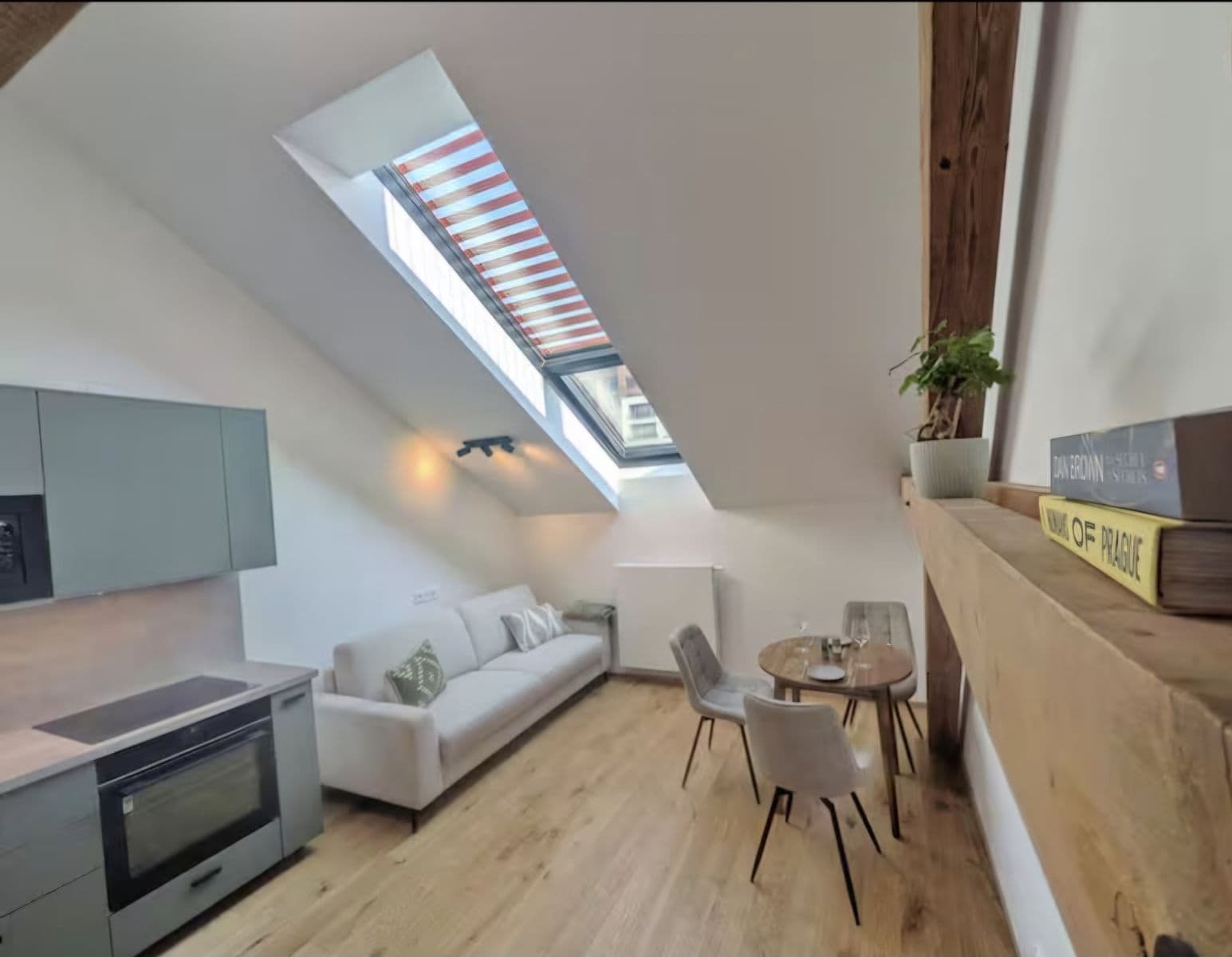 Prenájom bytu 55 m², Vrtbova, Praha, Praha Prenájom bytu 55 m², Vrtbova, Praha, Praha