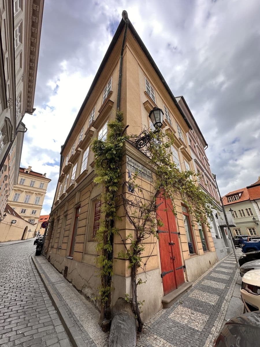 Prenájom bytu, Vlašská, Praha, Praha Prenájom bytu, Vlašská, Praha, Praha
