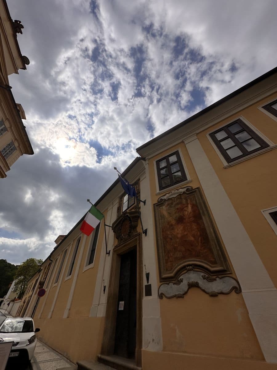 Prenájom bytu, Vlašská, Praha, Praha Prenájom bytu, Vlašská, Praha, Praha