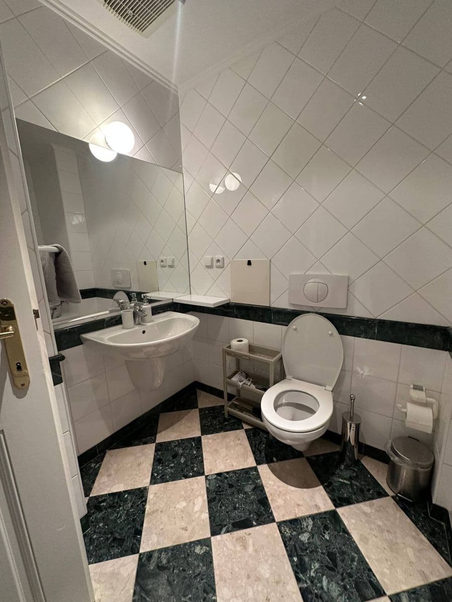 Prenájom bytu, Vlašská, Praha, Praha Prenájom bytu, Vlašská, Praha, Praha