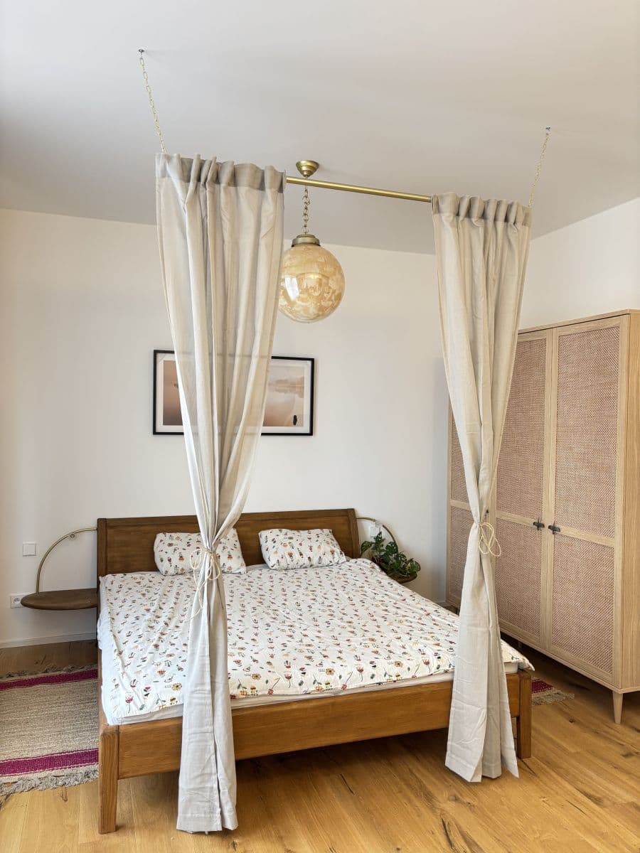 Prenájom bytu 32 m², Lumírova, Praha, Praha Prenájom bytu 32 m², Lumírova, Praha, Praha
