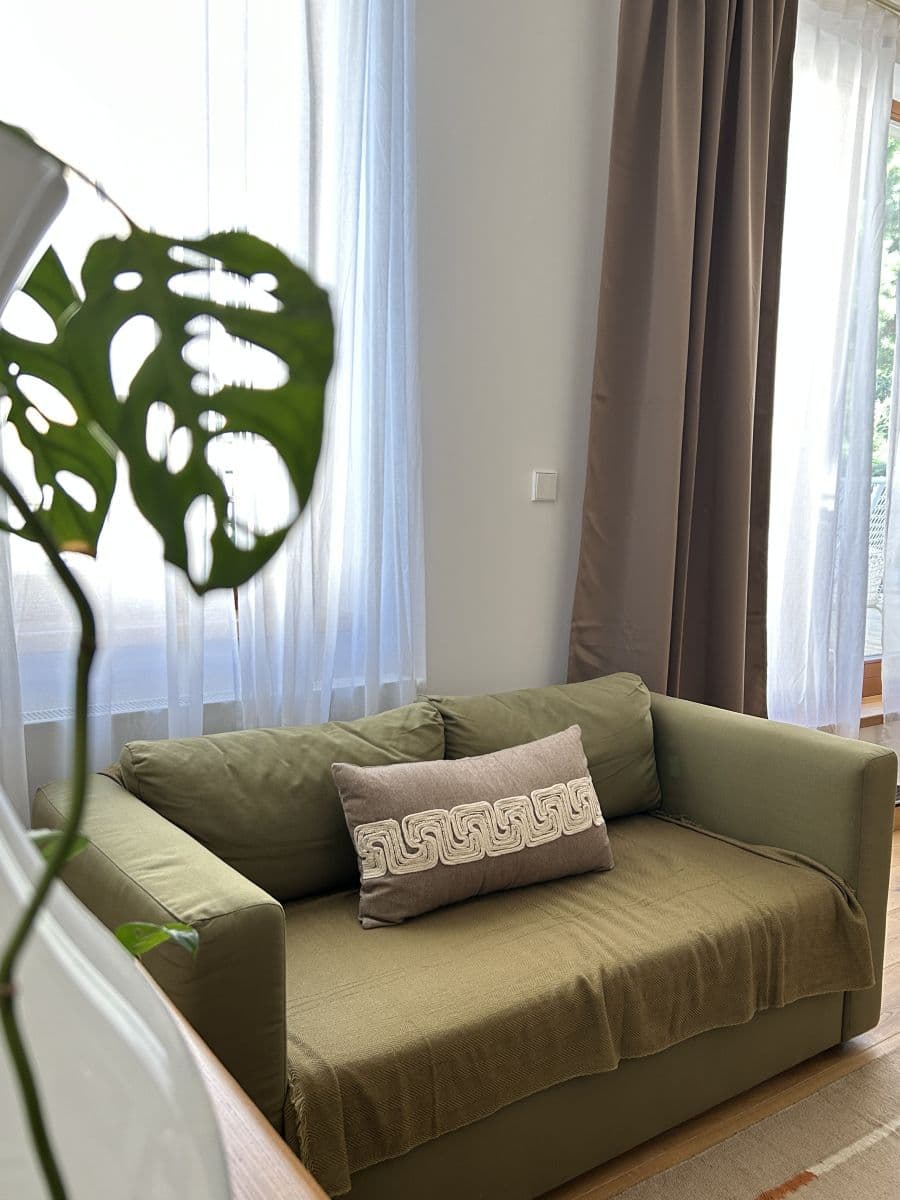 Prenájom bytu 32 m², Lumírova, Praha, Praha Prenájom bytu 32 m², Lumírova, Praha, Praha
