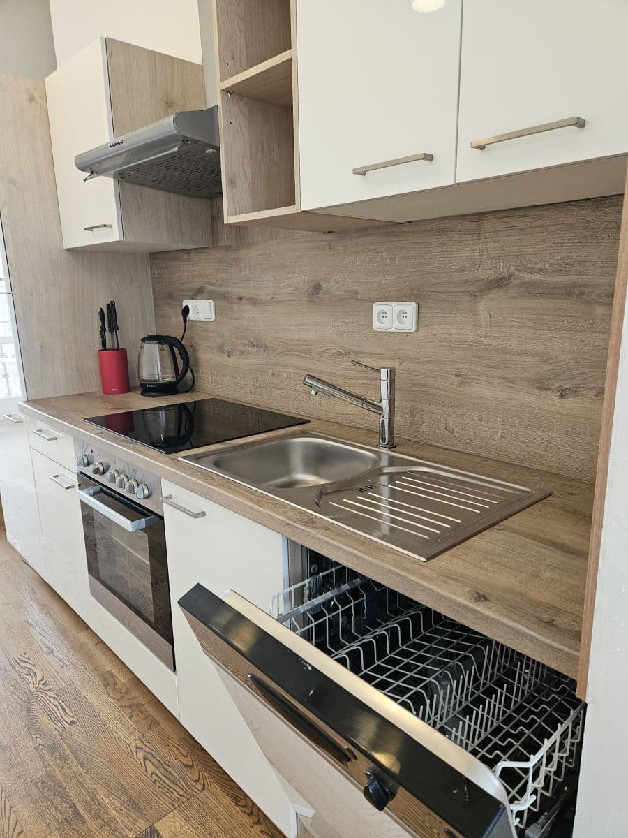 Prenájom bytu 52 m², Na Bělidle, Praha, Praha Prenájom bytu 52 m², Na Bělidle, Praha, Praha