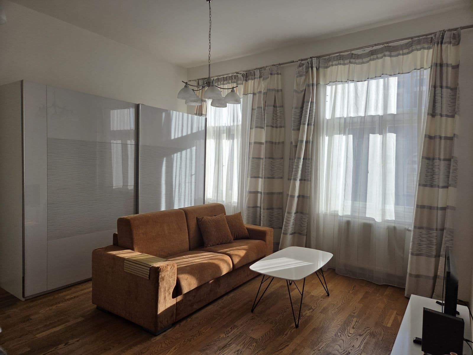 Prenájom bytu 52 m², Na Bělidle, Praha, Praha Prenájom bytu 52 m², Na Bělidle, Praha, Praha