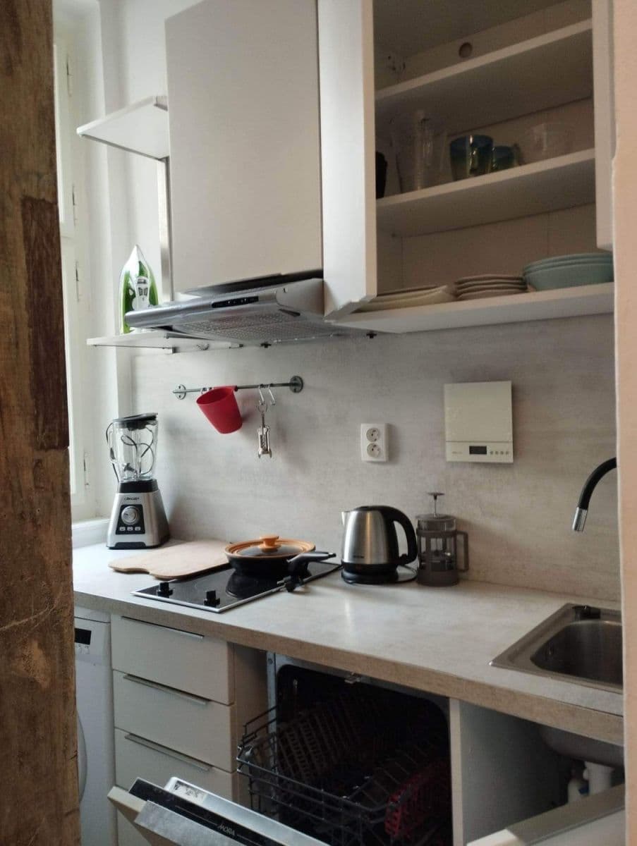 Prenájom bytu 20 m², Na Královce, Praha, Praha Prenájom bytu 20 m², Na Královce, Praha, Praha