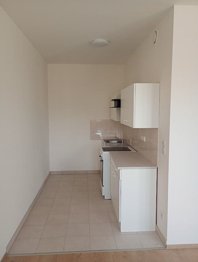 Prenájom bytu 2-izbový 43 m², Arnošta Staňka, Praha, Praha Prenájom bytu 2-izbový 43 m², Arnošta Staňka, Praha, Praha