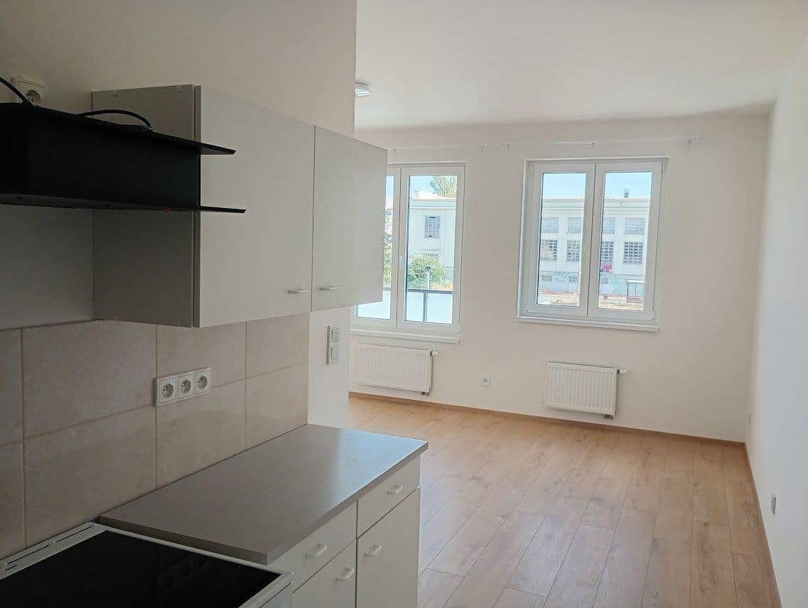 Prenájom bytu 2-izbový 43 m², Arnošta Staňka, Praha, Praha Prenájom bytu 2-izbový 43 m², Arnošta Staňka, Praha, Praha