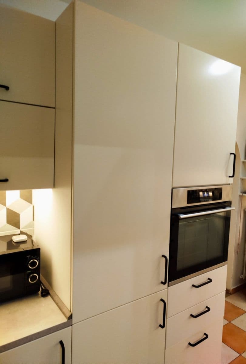 Prenájom bytu 3-izbový 65 m², Za Mosty, Praha, Praha Prenájom bytu 3-izbový 65 m², Za Mosty, Praha, Praha