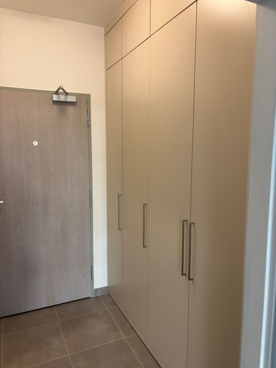 Prenájom bytu 1-izbový 33 m², Gerstelova, Praha, Praha Prenájom bytu 1-izbový 33 m², Gerstelova, Praha, Praha
