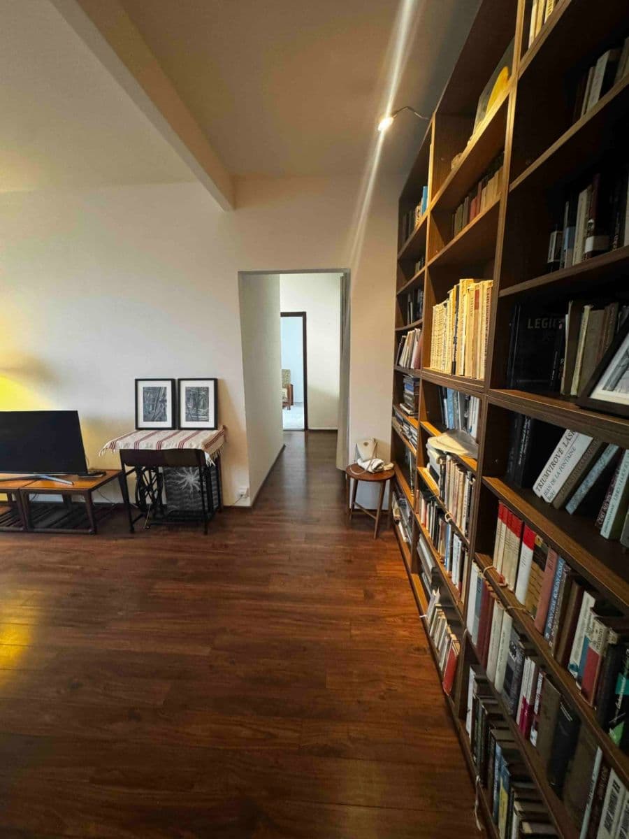 Predaj bytu 4-izbový 87 m², Lohniského, Praha, Praha Predaj bytu 4-izbový 87 m², Lohniského, Praha, Praha