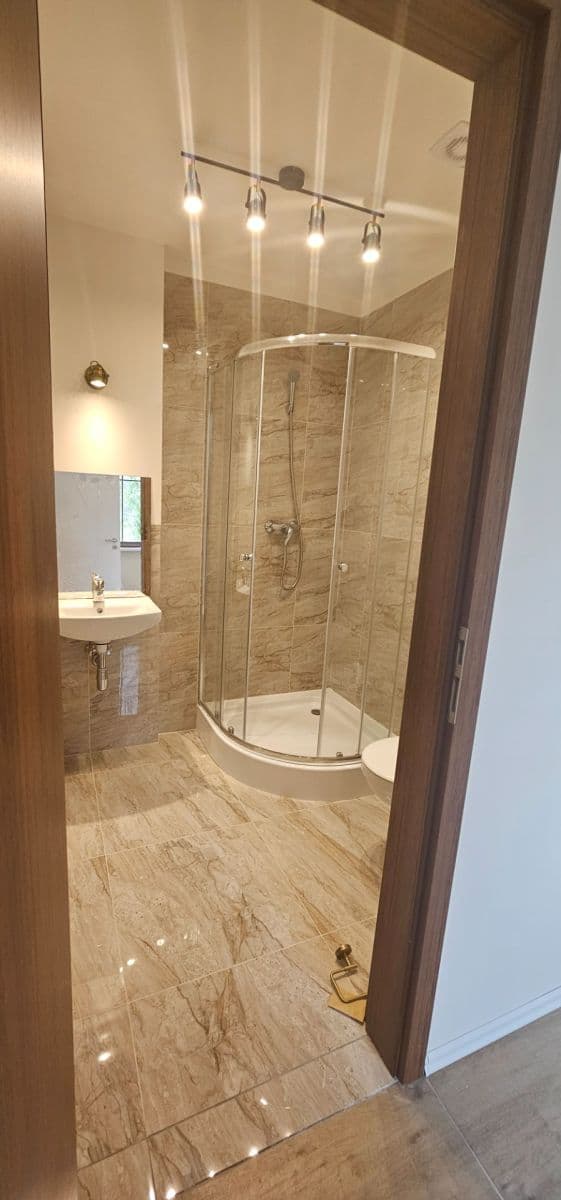 Prenájom bytu 2-izbový 45 m², Na Cikánce, Praha, Praha Prenájom bytu 2-izbový 45 m², Na Cikánce, Praha, Praha