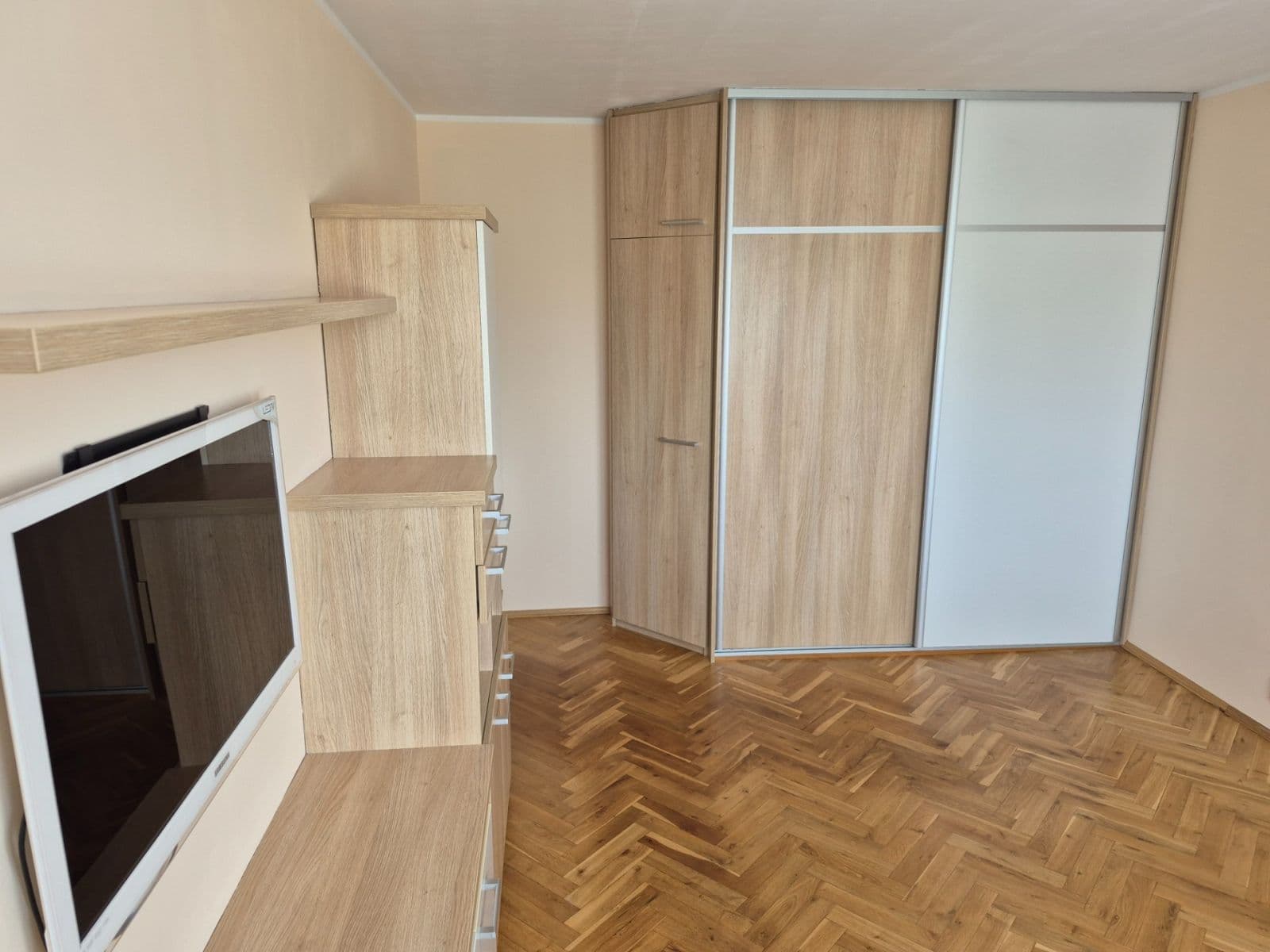 Prenájom bytu 2-izbový 54 m², Nosická, Praha, Praha Prenájom bytu 2-izbový 54 m², Nosická, Praha, Praha