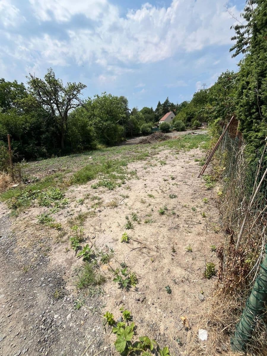 Predaj pozemku 889 m², Smečno, Středočeský kraj Predaj pozemku 889 m², Smečno, Středočeský kraj