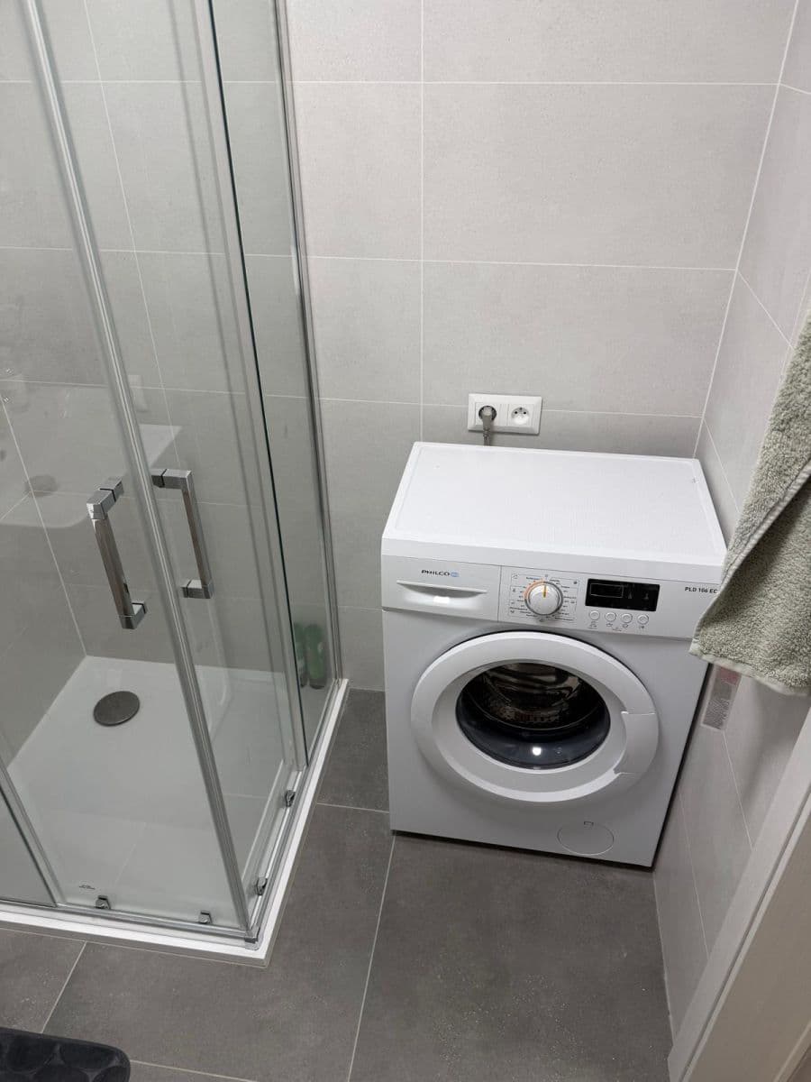 Prenájom bytu 1-izbový 33 m², Jáchymovská, Praha, Praha Prenájom bytu 1-izbový 33 m², Jáchymovská, Praha, Praha