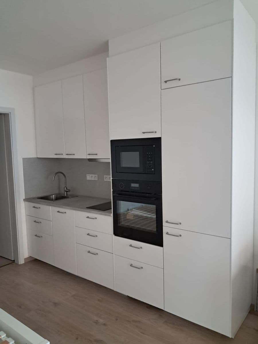 Prenájom bytu 1-izbový 33 m², Jáchymovská, Praha, Praha Prenájom bytu 1-izbový 33 m², Jáchymovská, Praha, Praha