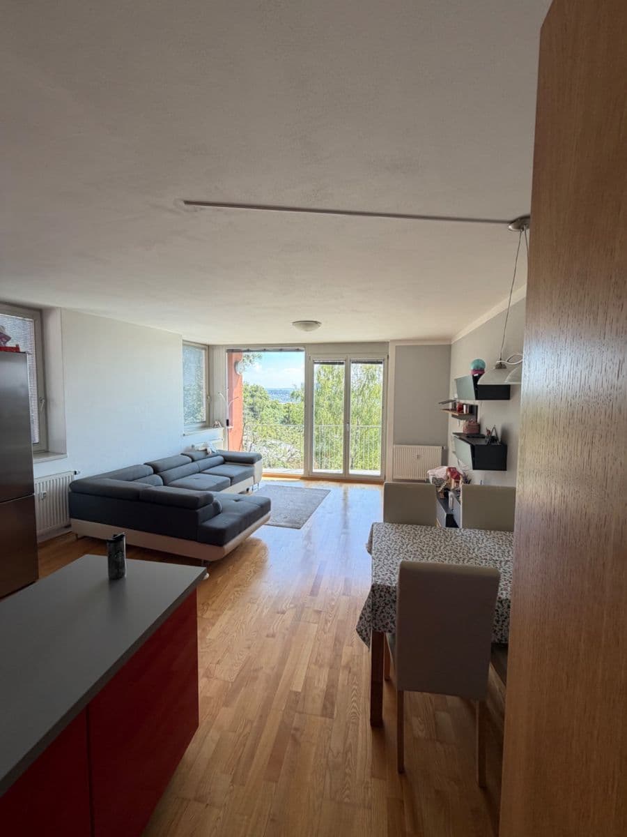 Prenájom bytu 2-izbový 56 m², Na Vysočanských vinicích, Praha, Praha Prenájom bytu 2-izbový 56 m², Na Vysočanských vinicích, Praha, Praha