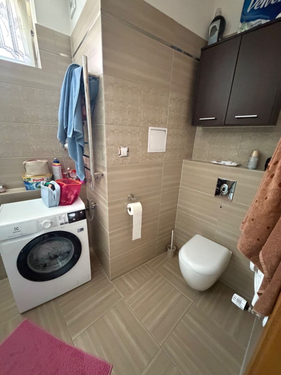 Prenájom bytu 2-izbový 56 m², Na Vysočanských vinicích, Praha, Praha Prenájom bytu 2-izbový 56 m², Na Vysočanských vinicích, Praha, Praha