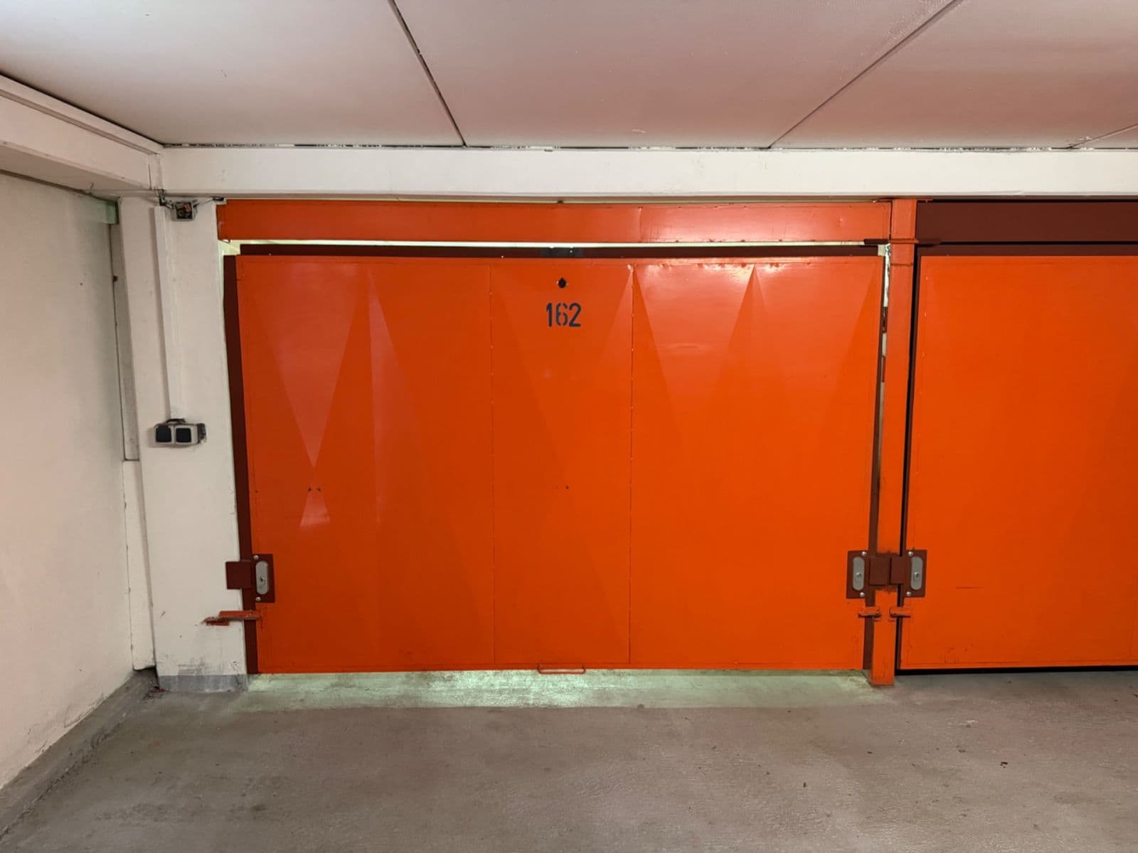 Prenájom garáže 19 m², Praha, Praha Prenájom garáže 19 m², Praha, Praha