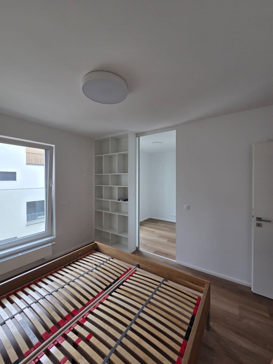 Prenájom bytu 2-izbový 57 m², Pod Krocínkou, Praha, Praha Prenájom bytu 2-izbový 57 m², Pod Krocínkou, Praha, Praha