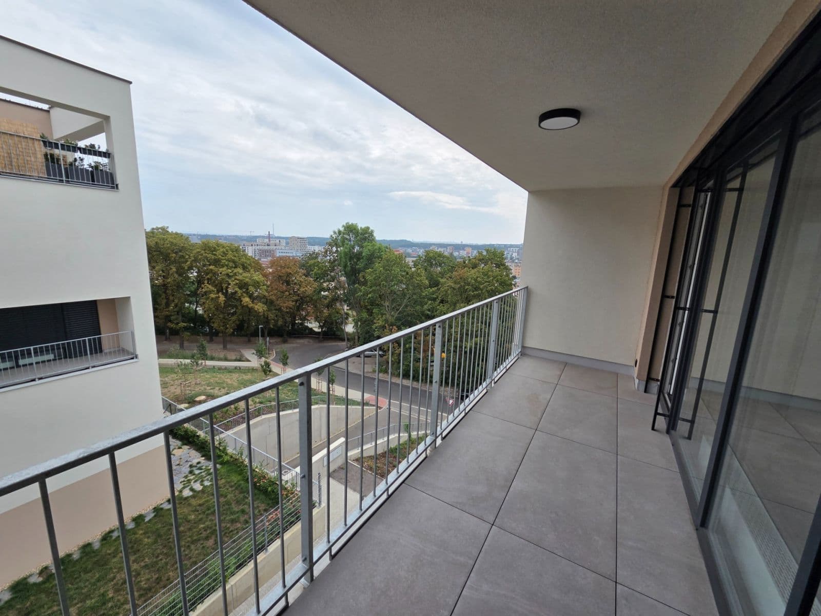 Prenájom bytu 2-izbový 57 m², Pod Krocínkou, Praha, Praha Prenájom bytu 2-izbový 57 m², Pod Krocínkou, Praha, Praha