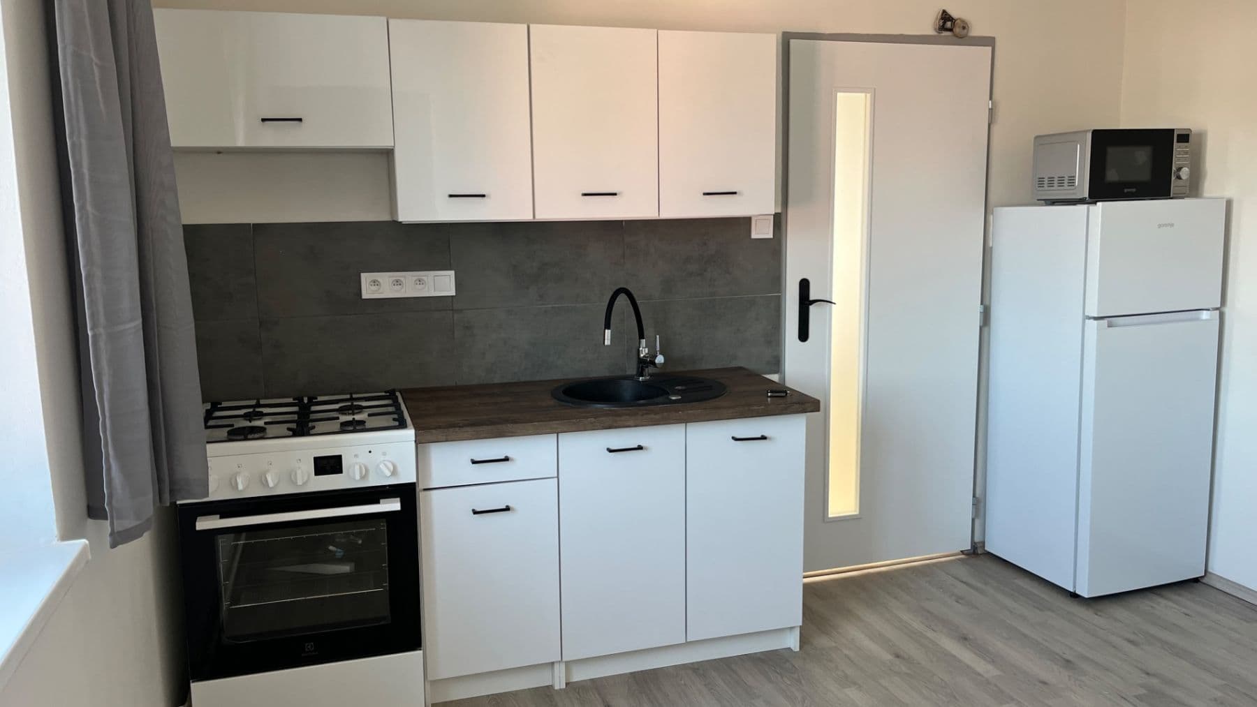 Prenájom bytu 1-izbový 32 m², Sladkovského, Buštěhrad, Středočeský kraj Prenájom bytu 1-izbový 32 m², Sladkovského, Buštěhrad, Středočeský kraj